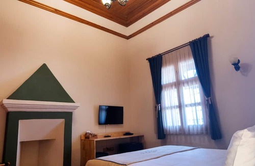 Candarli Hotel | Koçanlı Köşkü