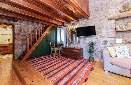 Bitez Villa | Chic Villa w Fireplace 3 min to Beach in Bodrum