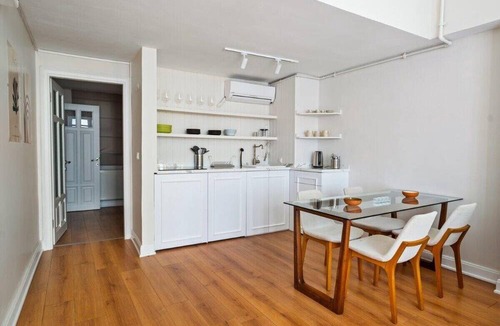 Arnavutkoy Apartment | This apartment is a 1 bedroom(s), 1 bathrooms, located in Beşiktaş, İstanbul.