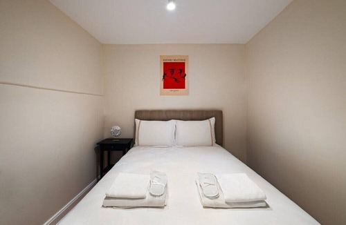 Arnavutkoy Apartment | This apartment is a 1 bedroom(s), 1 bathrooms, located in Beşiktaş, İstanbul.