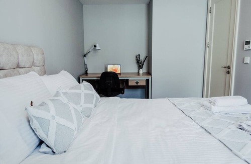 Taksim Apartment | Taksim Luxury Residence pool & gym