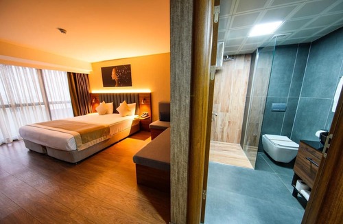 Arnavutkoy Hotel | Istport Garden