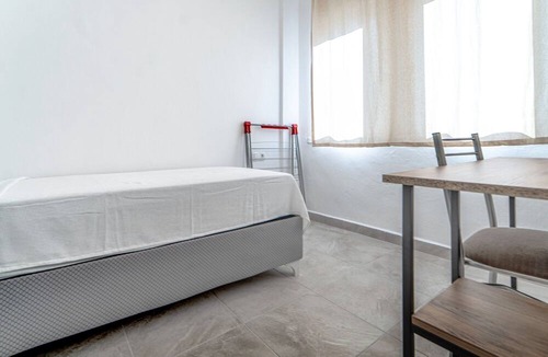 Turgutreis City Center Apartment | Flat w Balcony Garden 3 min to Beach in Bodrum