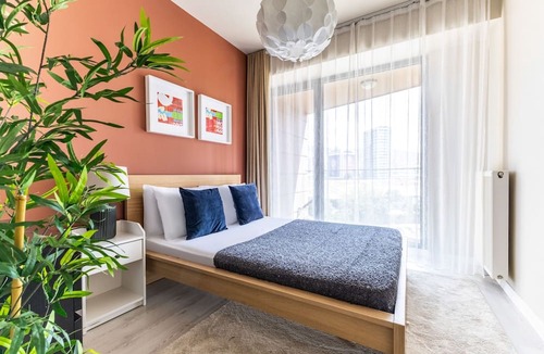 Kartal Apartment | Residence Flat w Shared Pool, 5 min to Metro