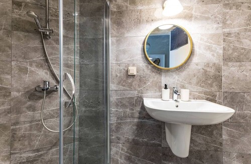 Kartal Apartment | Residence Flat w Shared Pool, 5 min to Metro