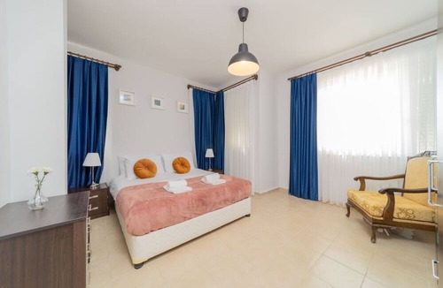 Kadriye Apartment | Triplex Villa w Terrace and Garden 15 min to Beach
