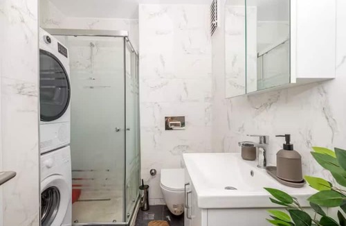 Kabatas Apartment | 0052 - Cihangir modernly designed, cozy new flat.