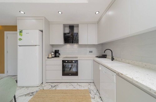 Kadriye Apartment | Flat w Pool 15 min to Beach