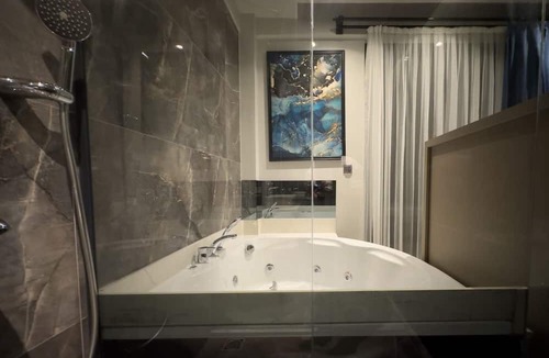 Fethiye City Center Villa | Luxurious Villa w Pool Sauna Patio in Fethiye