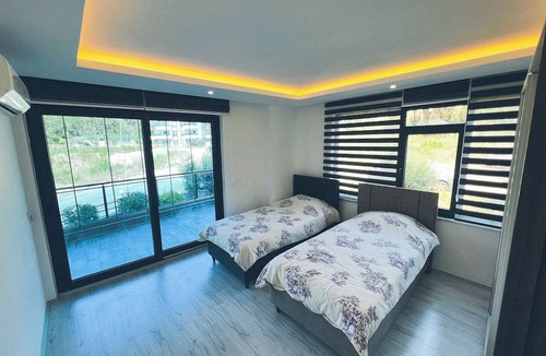 Kargicak Apartment | Luxeriöse Duplex Wohnung mit Pool, Garten, Balkonen in Meeresnähe