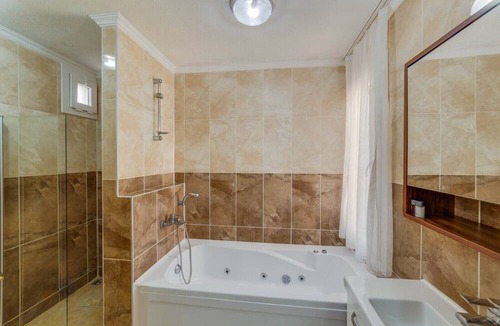 Yavansu Mahallesi Villa | 5+1Villa with Private Pool & Sea view