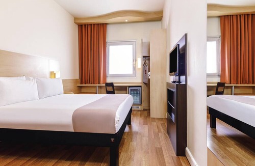 Esenyurt Hotel | ibis Istanbul Esenyurt