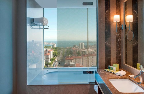 Gayrettepe Hotel | Renaissance Istanbul Polat Bosphorus Hotel
