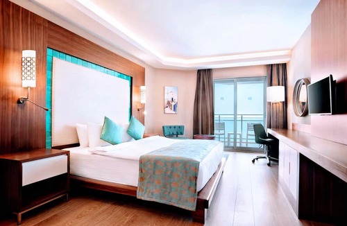 Kusadasi City Centre Resort | Luxury Serviced Apartment in Kusadasi, Turkey - Perfect for Short or Long Stays!