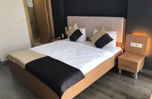 Ayvalik City Center Hotel | Carpe Diem
