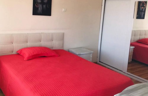 Antalya City Centre Apartment | 3+1 FAMİLY APARTMENT 6 PEOPLE ROOMS WİTH BALCONY