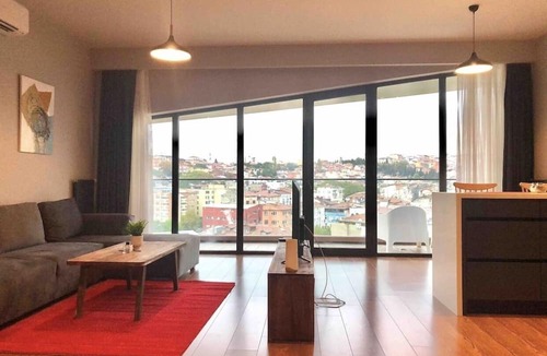 Taksim Apartment | Luxury apartment - pool, parking & gym in Beyoglu