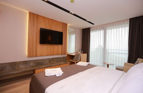 Altınordu Hotel | Pikola Otel