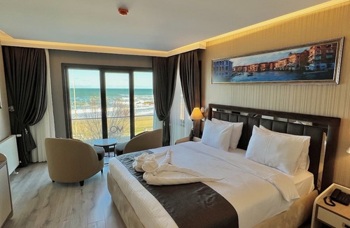 Karaburun Koyu Hotel | MQ Hotel Suites & SPA - Special Class