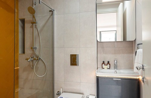 Galata Apartment | This apartment is a 1 bedroom(s), 1.5 bathrooms, located in Beyoğlu, İstanbul.