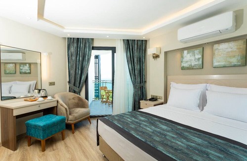 Gulluk Hotel | Gulluk Yali Boutique Hotel