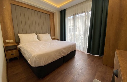 Old City Hotel | Pege Hotel