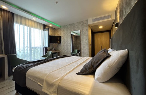 Arakli Hotel | Avni Bey Otel