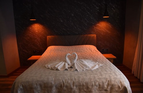 Cekmekoy Hotel | Adess Otel