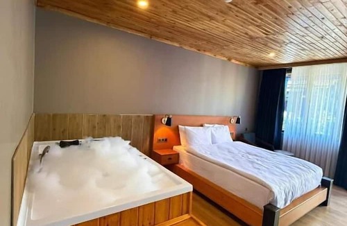 Arnavutkoy Bed & Breakfast | Navyinn Garden