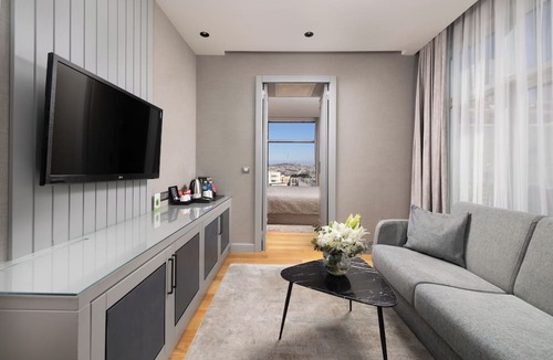 Gumussuyu Mahallesi Hotel | CVK Taksim Hotel Istanbul