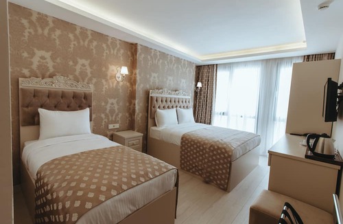 Cumhuriyet Hotel | Istanroom By KEO