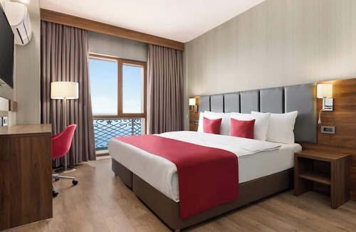 Edremit Hotel | Ramada by Wyndham Van