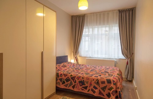 Bakırkoy Apartment | Stylish & Comfy in the City Center