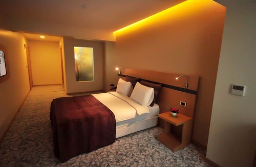Bahcelievler Hotel | Hotel Osaka Airport