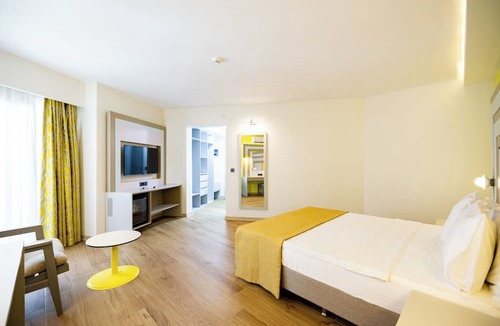 Turgutreis City Center Resort | SOLANA BY YELKEN - All inclusive