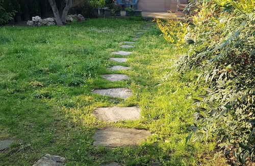 Bakırkoy House | Superb House with Marvelous Garden