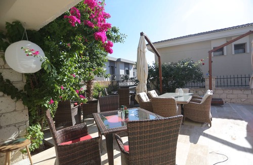 Tokoglu Hotel | Fizzio Alacati Hotel