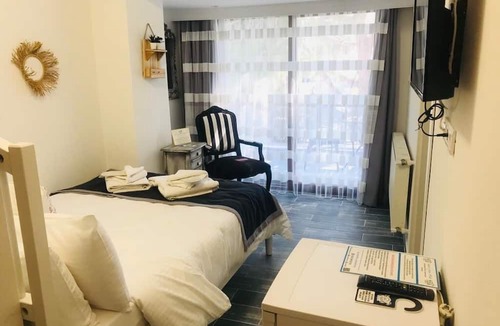 Tokoglu Hotel | Fizzio Alacati Hotel