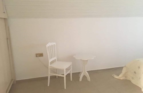 Kusadasi City Centre House | City Centre “ Sun Bungalow “ private pool , private parking , 4 bedrooms