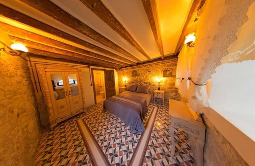 Ayvalik City Center Hotel | CavliHane 1885