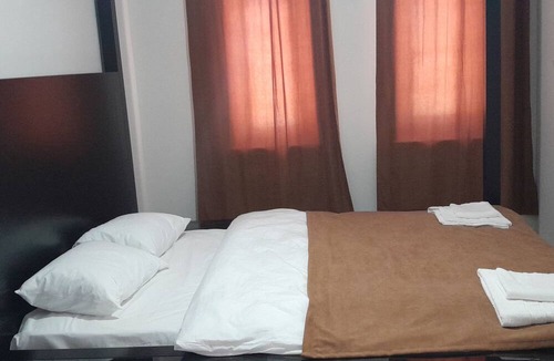 Yandere Hotel | Sunrise Güneş Motel