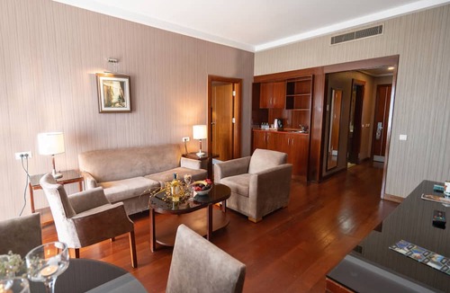 Ust Bostanci Hotel | The Green Park Bostancı