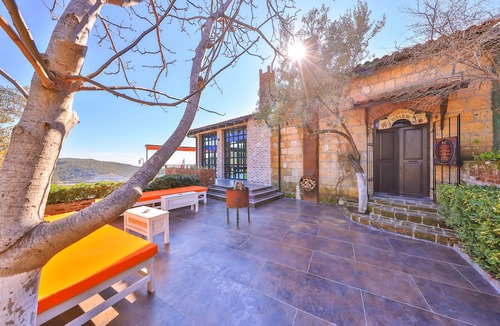 Yesilyurt Koyu Hotel | Cetmihan Hotel