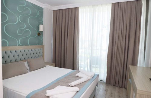 Side Hotel | Side Lowe Hotel
