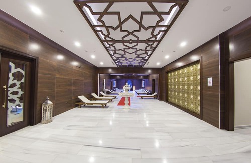 Yoncalı Koyu Hotel | Gulumser Hatun Termal Otel & Spa