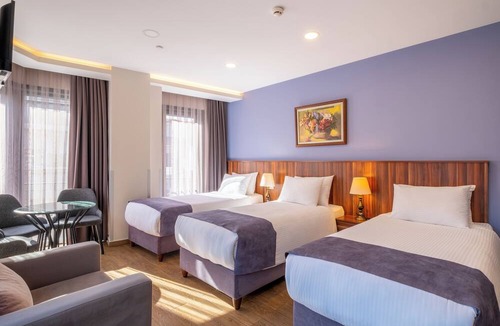 Cumhuriyet Hotel | La Wisteria Boutique Hotel Istanbul