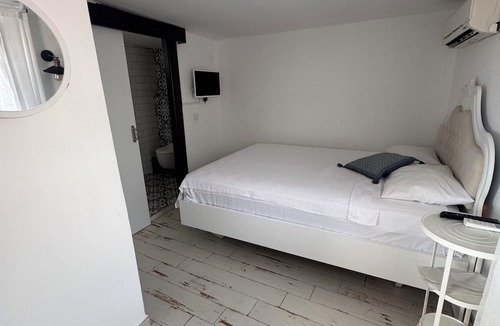 Bozcaada Hotel | Endaxi