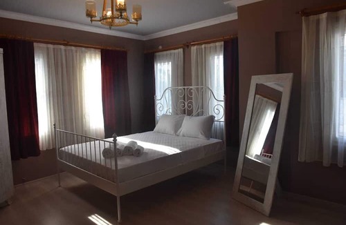 Selcuk House | Queen Bee Hotel