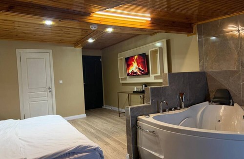 Arnavutkoy Hotel | Lily Airport Otel
