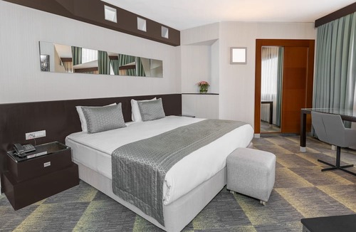 Talimhane Hotel | Point Hotel Taksim